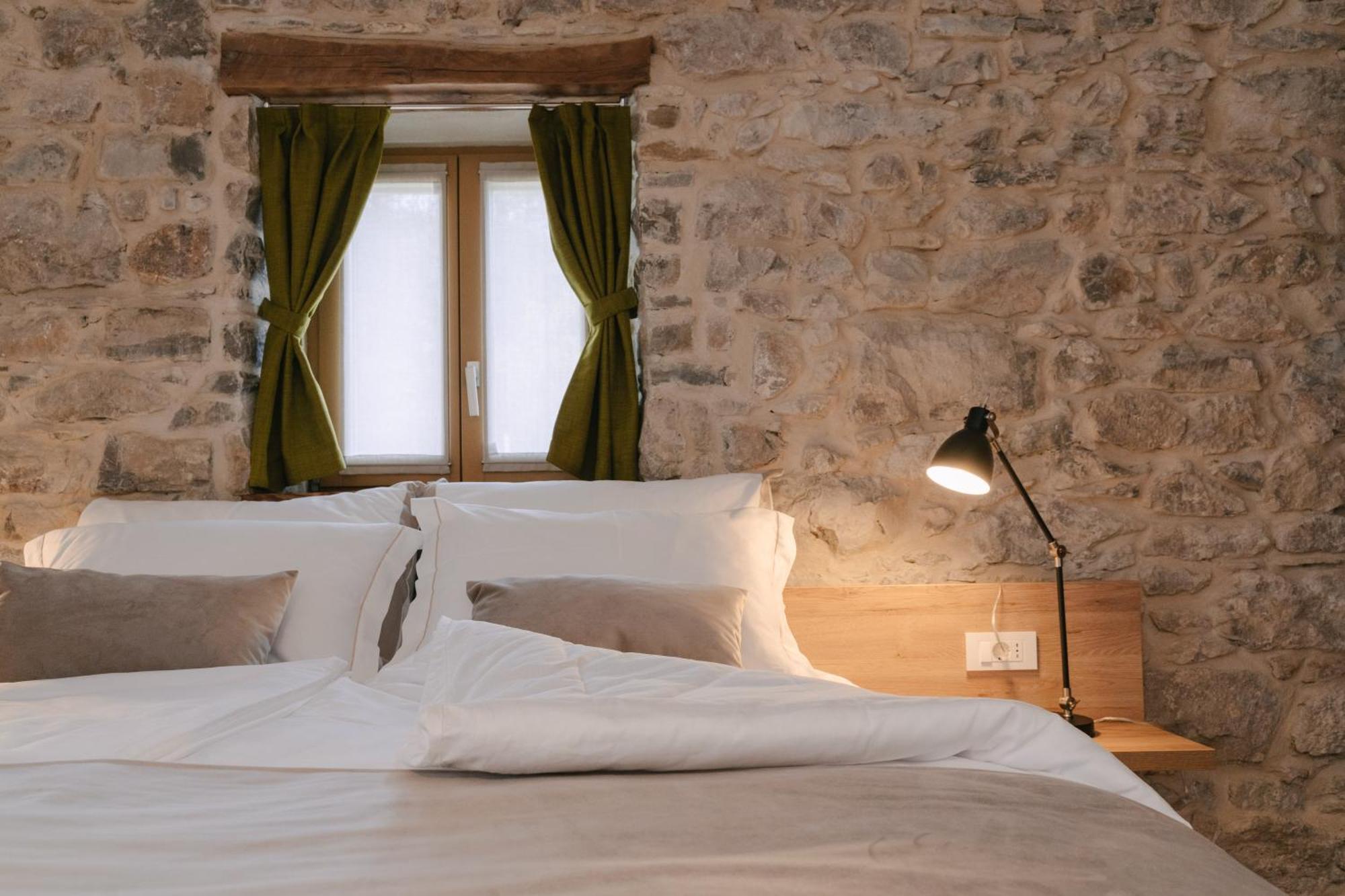 Pira Hotel Postojna